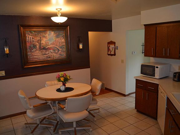 2nd image of 12865 W Brentwood Dr
