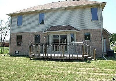2nd image of 631 Lincoln St