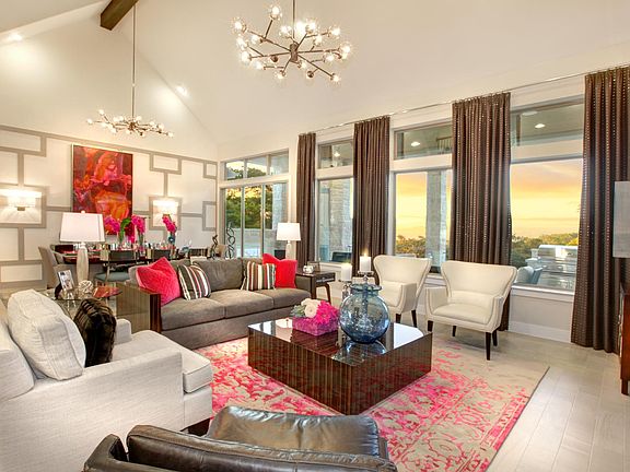 The Castella II Family Room