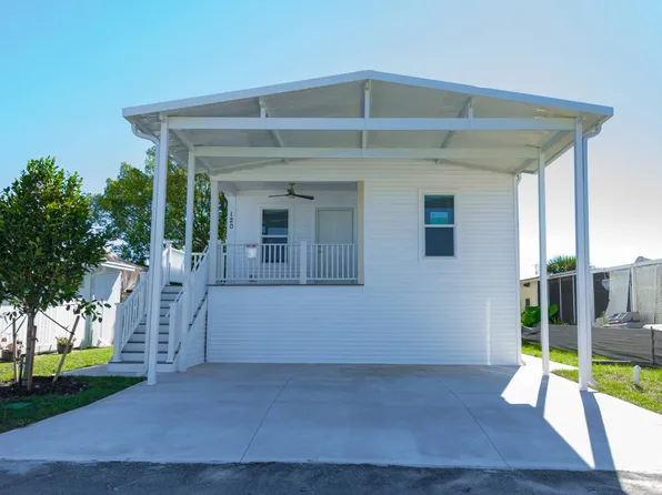 701 Aqui Esta Dr #120, Punta Gorda, FL 33950