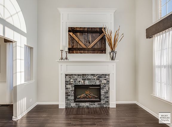 5th image of 24216 W Lavergne St