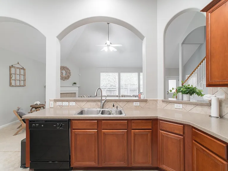 27 Gilmore Grove Pl — Photo 18
