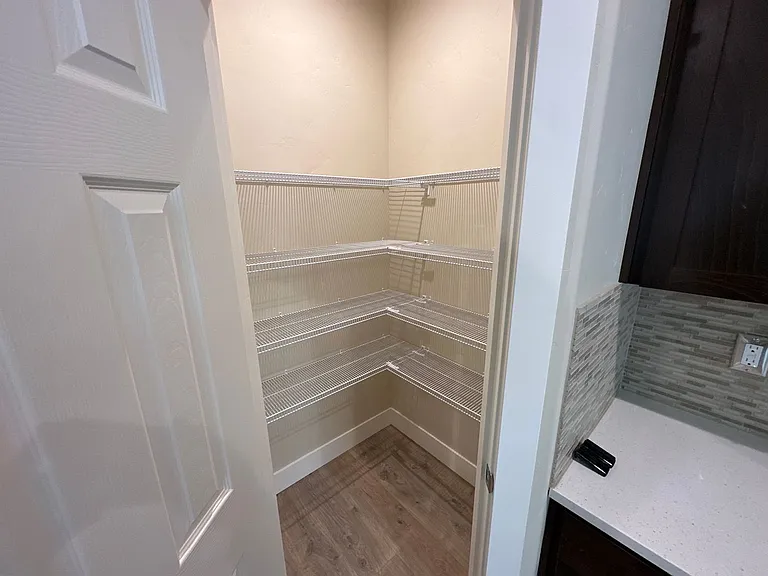 20589 SE Slate Ave — Photo 24