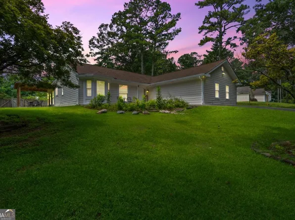 1110 Canvas Back Dr, Woodstock, GA 30189