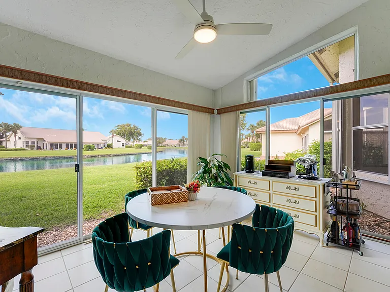 7136 Ashford Ln — Photo 31