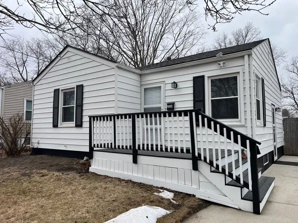 2524 57th St, Des Moines, IA 50310