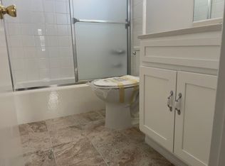 16 N El Molino St APT B, Alhambra, CA 91801