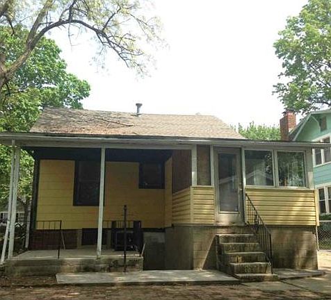 2nd image of 1319 W College St