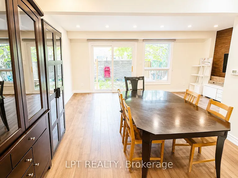 100 Burrows Hall Blvd #63 — Photo 4