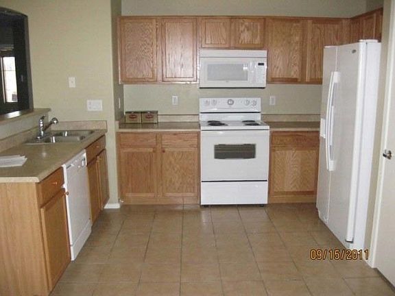 4th image of 1627 W Sunland Ave