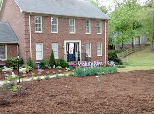 1416 Manchester Ln, Burlington, NC 27215