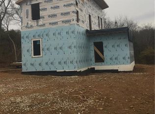 120 S Stone Bridge Rd, Fayetteville, AR 72701