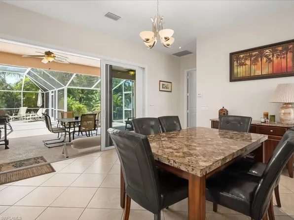 25401 Carney CIR, BONITA SPRINGS, FL 34135