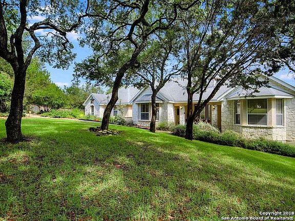3rd image of 8138 Pimlico Ln