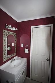 5th image of 51 E Schubert Ave