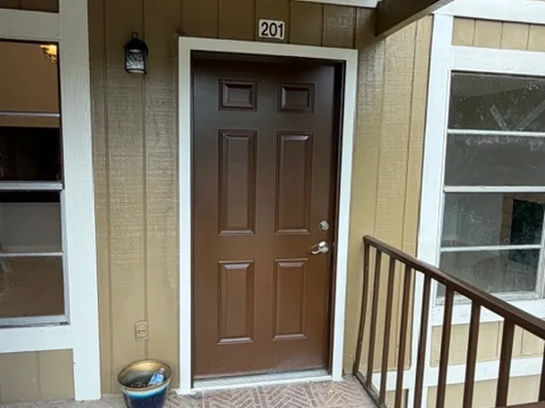 14419 Hanging Moss Cir APT 201, Tampa, FL 33613
