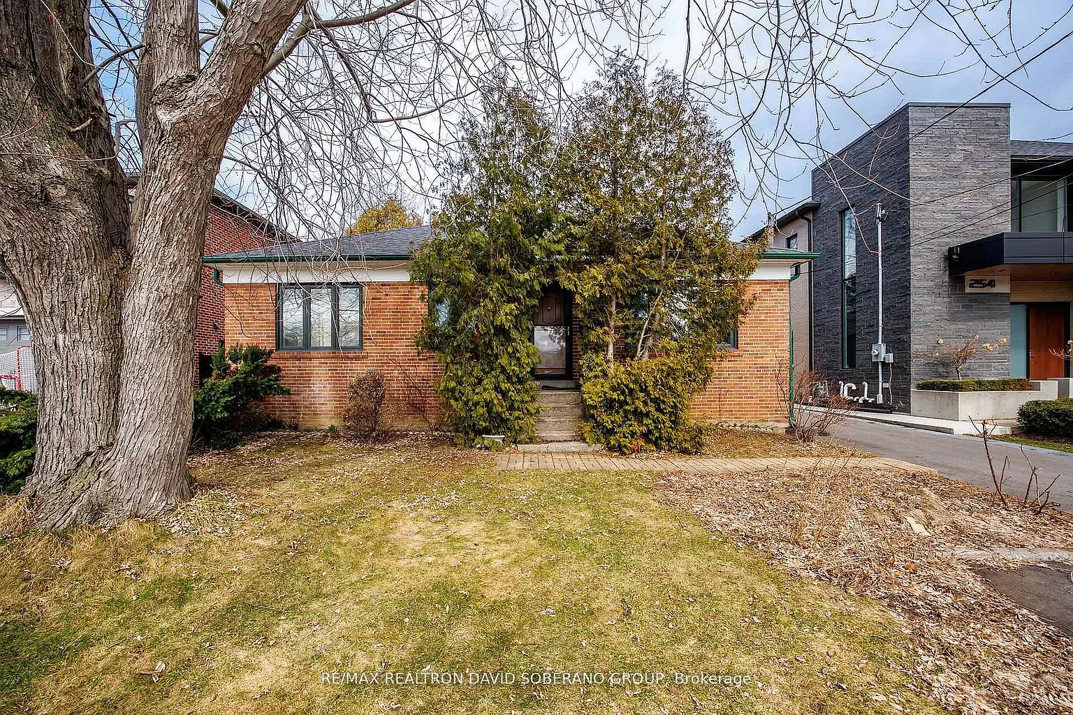 256 Codsell Ave photo 1