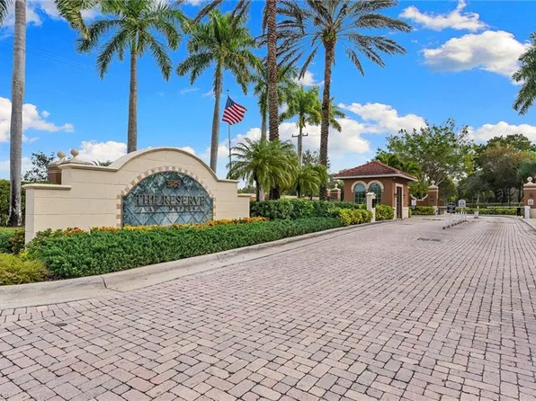 1130 Reserve Way APT 206, Naples, FL 34105