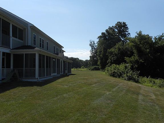 3rd image of 1 Masi Meadow Ln APT C