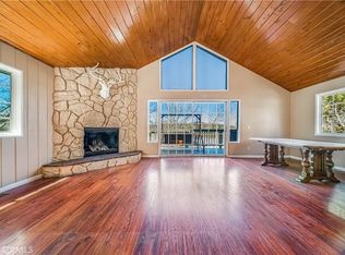 28665 Zion Dr, Lake Arrowhead, CA 92352