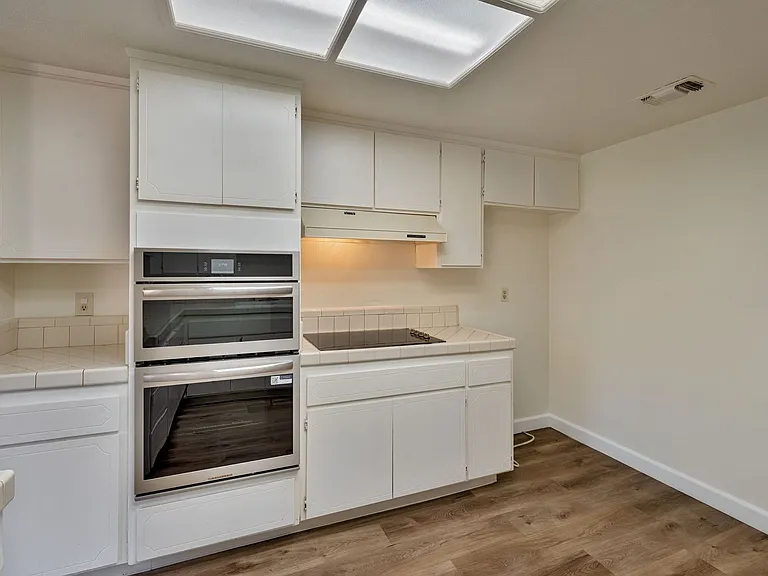 1171 Meadow Gate Dr — Photo 16