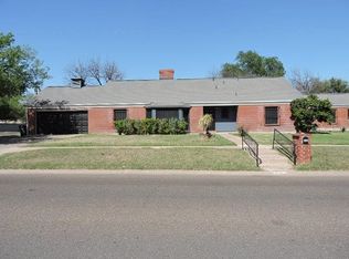 2102 Gustavus St, Laredo, TX 78043