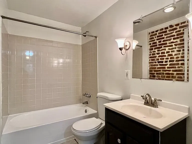 25 R St NW #BASEMENT — Photo 12