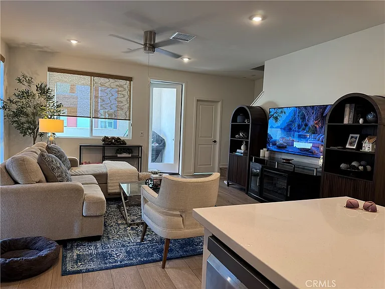 1816 E 1st St #450 — Photo 7