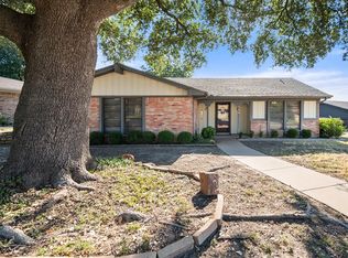308 Rhineland Rd, Benbrook, TX 76126