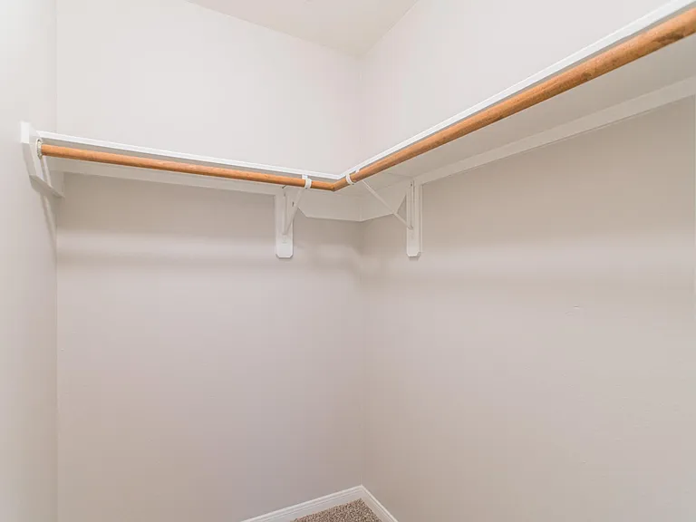 22519 Goss Spring Ct — Photo 38