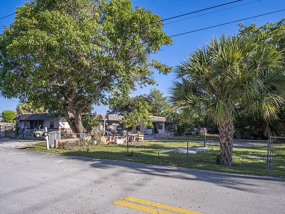 5th image of 1207 Milfred Street