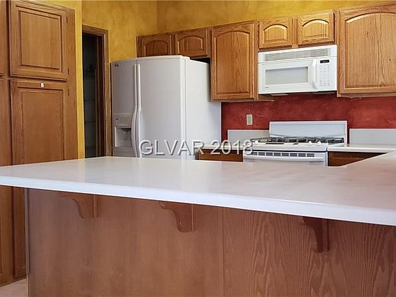 4th image of 320 Simon Bolivar Dr