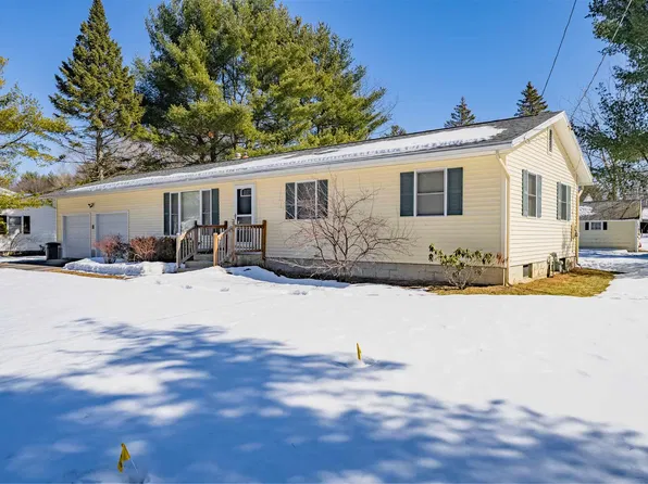 74 Cobbleview Dr, Colchester, VT 05446