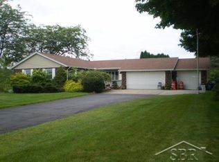 5775 Mackinaw Rd, Saginaw, MI 48604