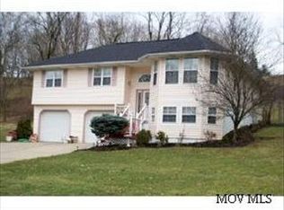 56 Sherwood Dr, Parkersburg, WV 26104