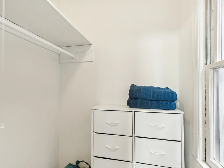134 F St SE #2 — Photo 13