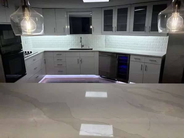 299 Pavonia Avenue image 15 of 43