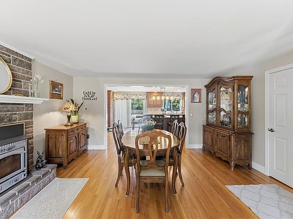 5th image of 6 Setian Cir