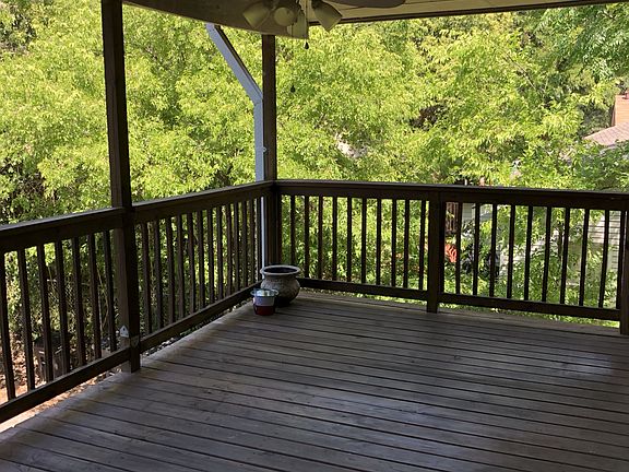 2nd image of 215 Ira Ave APT 2