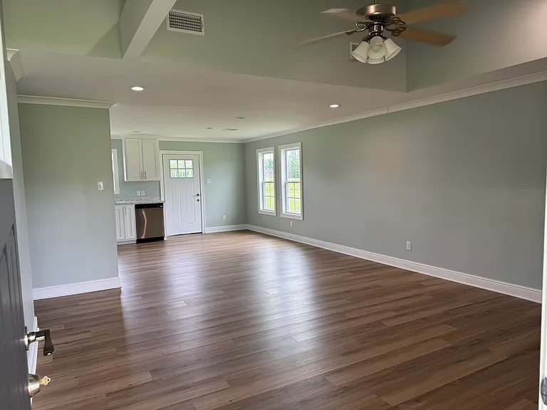 135 Helaire Pvt Ln — Photo 2