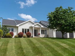 8601 Stonebrook Cir, Middleton, WI 53562