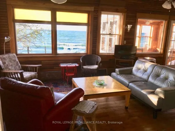 20 West St, Prince Edward County, ON K0K 3L0