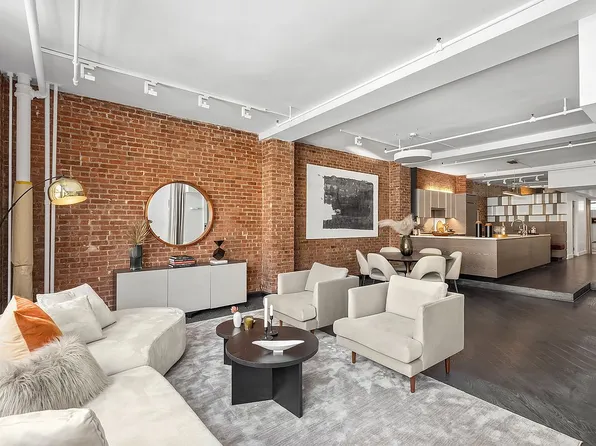 36 W 15th St APT 4, New York, NY 10011