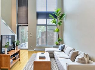 10788 Whalley Blvd #5, Surrey, BC V3T 0G1