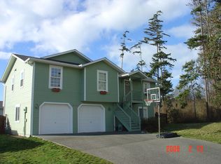 805 SW Quinault St, Oak Harbor, WA 98277