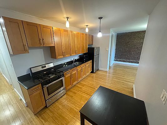 1st image of 512 Eastern Pkwy #4B