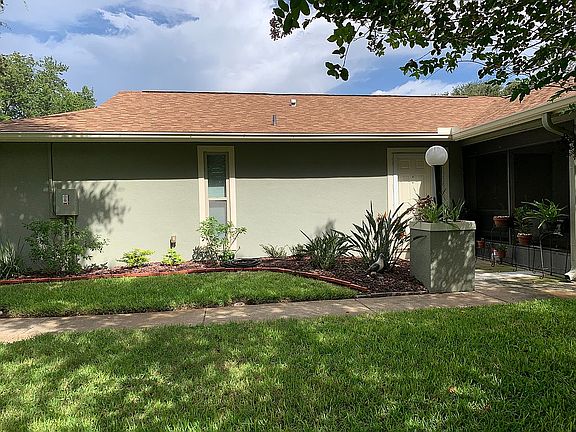5th image of 251 Hidden Brook Dr #102-B