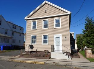 30 Liberty St, Middletown, CT 06457