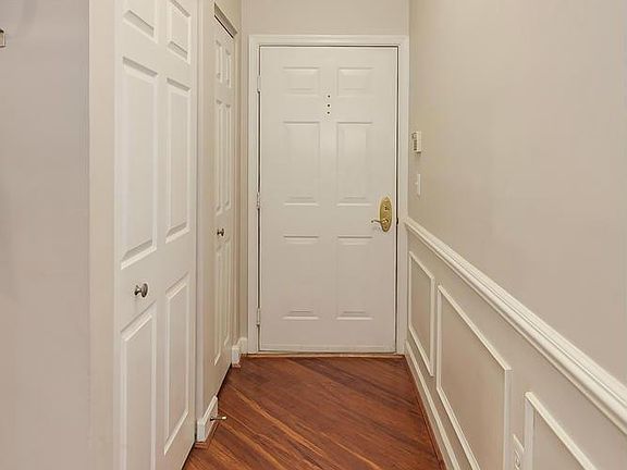 4th image of 2330 14th St N APT 307