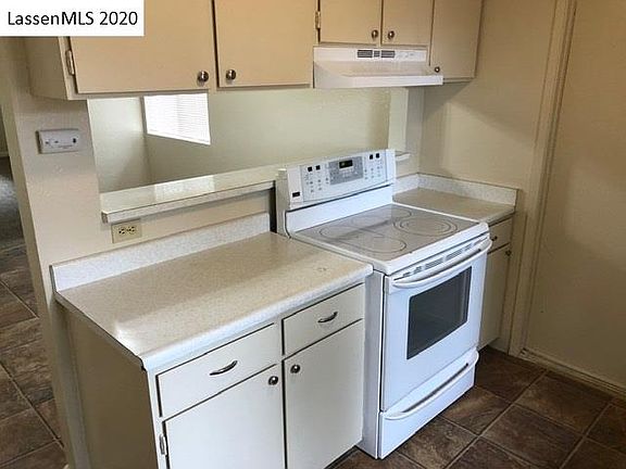 4th image of 710-025 Tamarack St